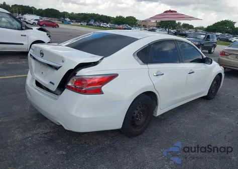 2014 Nissan Altima 2.5 S z USA, uszkodzony, nr VIN 1N4AL3AP1EN253966